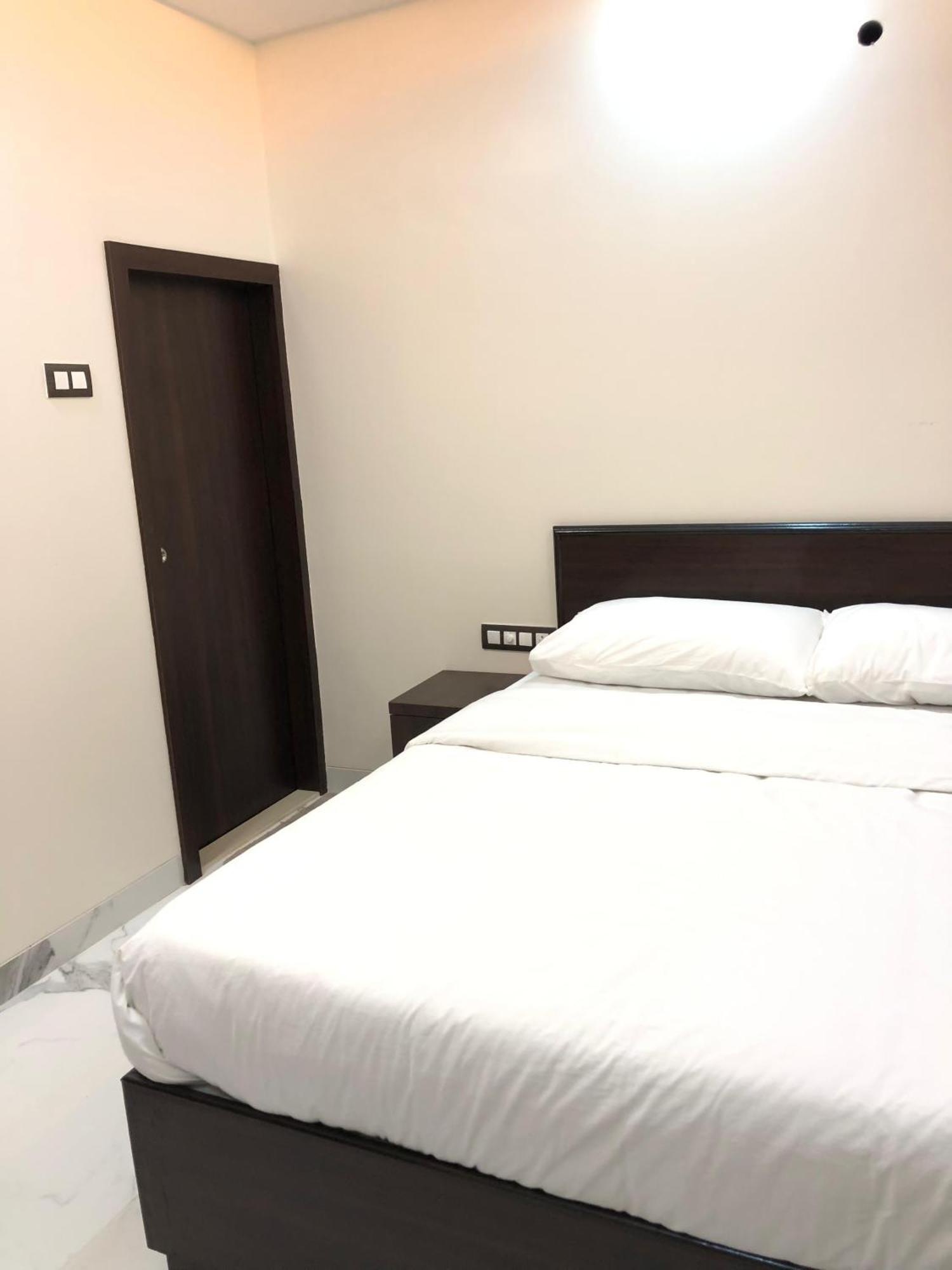 Sameena Guest House Panchgani Eksteriør bilde